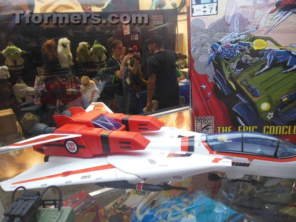 Transformers Sdcc 2013 Preview Night  (147 of 306)